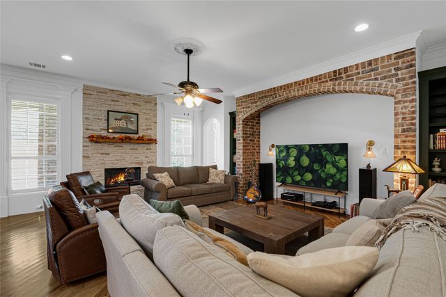 8300 Southridge Court, North Richland Hills, TX 76182