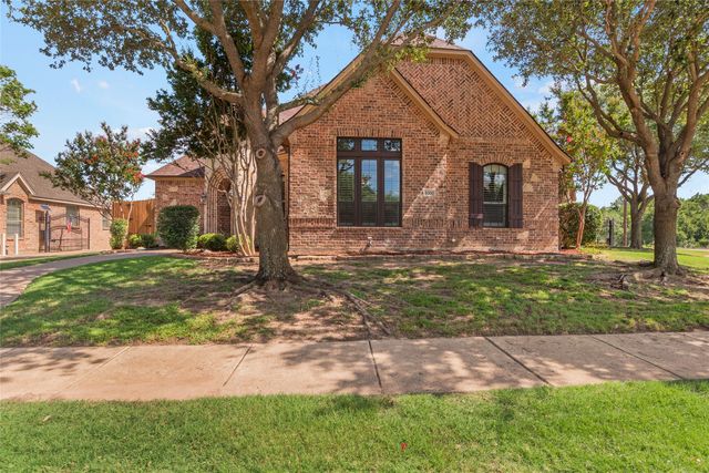 8300 Southridge Court, North Richland Hills, TX 76182