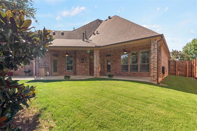 8300 Southridge Court, North Richland Hills, TX 76182