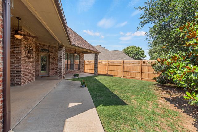 8300 Southridge Court, North Richland Hills, TX 76182