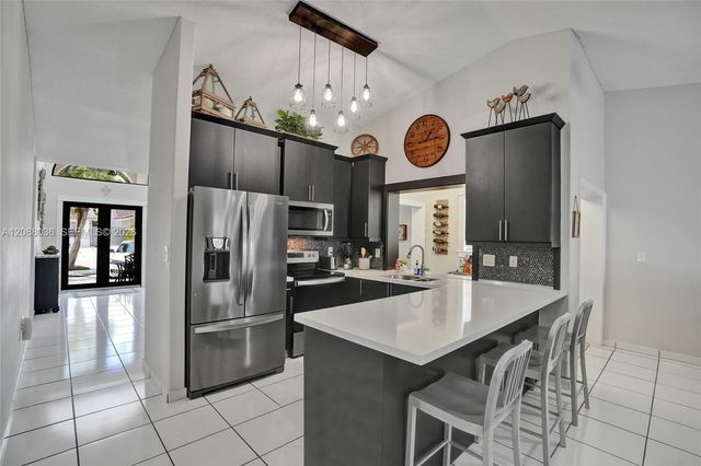 8971 NW 150th Terrace, Miami Lakes, FL 33018