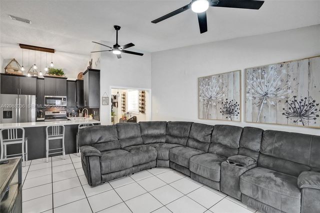 8971 NW 150th Terrace, Miami Lakes, FL 33018