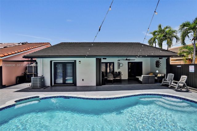 8971 NW 150th Terrace, Miami Lakes, FL 33018