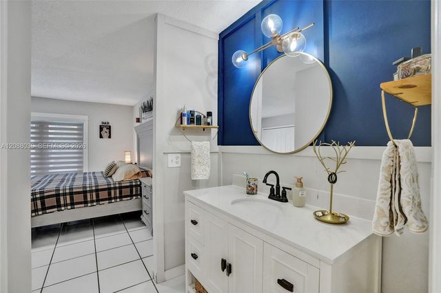 8971 NW 150th Terrace, Miami Lakes, FL 33018