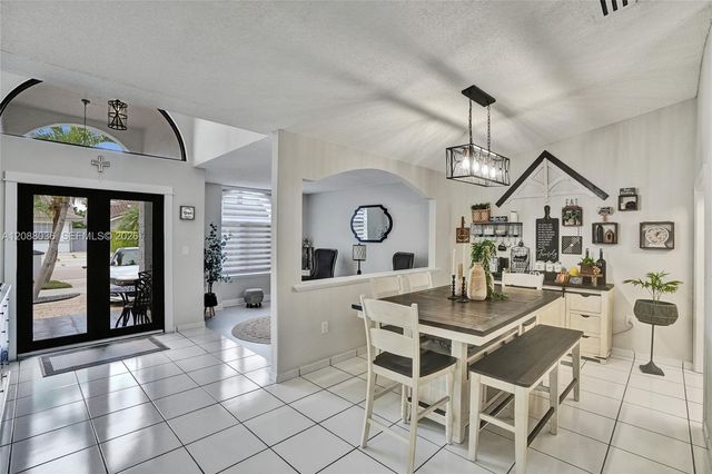 8971 NW 150th Terrace, Miami Lakes, FL 33018