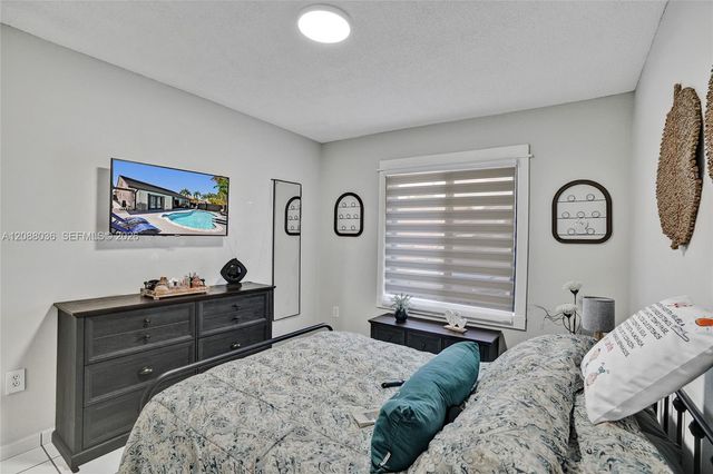 8971 NW 150th Terrace, Miami Lakes, FL 33018