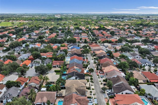 8971 NW 150th Terrace, Miami Lakes, FL 33018