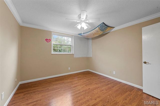 916 Claytonbrook Drive 1, Ballwin, MO 63011