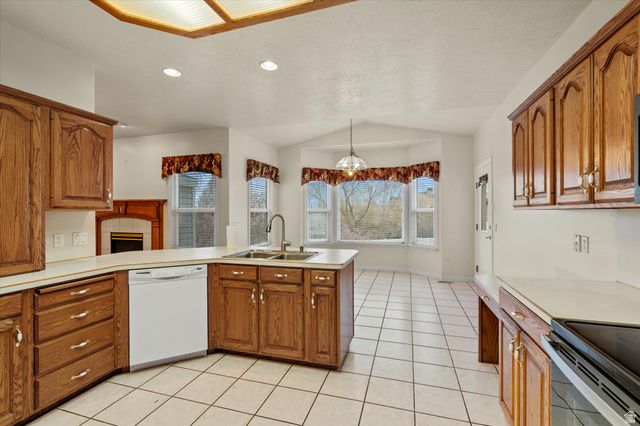 4385 N 350 W, Pleasant View, UT 84414