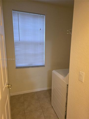 2584 SW 84th Terrace 101, Miramar, FL 33025