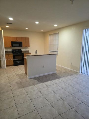 2584 SW 84th Terrace 101, Miramar, FL 33025