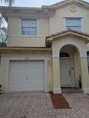 2584 SW 84th Terrace 101, Miramar, FL 33025