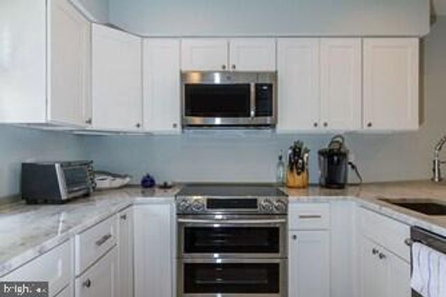 40118 N CAROLINA AVE, Fenwick Island, DE 19944