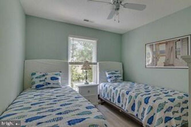 40118 N CAROLINA AVE, Fenwick Island, DE 19944