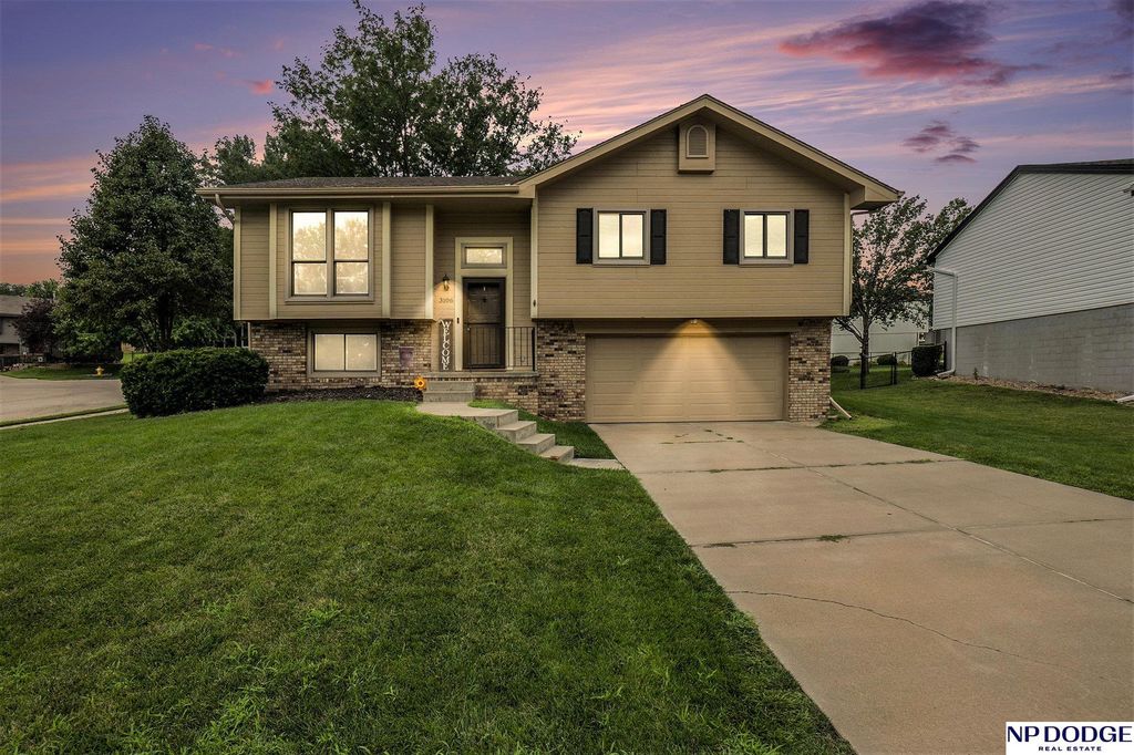 3106 N 154th Avenue, Omaha, NE 68116