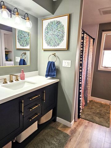 1510 E Wisconsin AVENUE, Little Chute, WI 54140