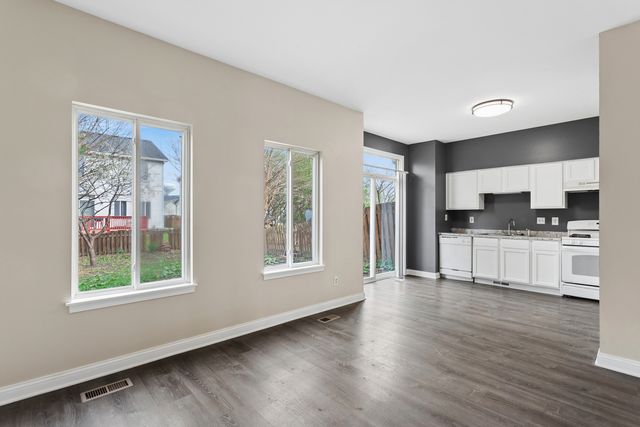 21523 Franklin Circle 21523, Plainfield, IL 60544