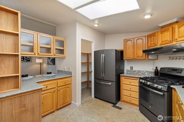789 NE Reeds Meadow Lane, Bremerton, WA 98311