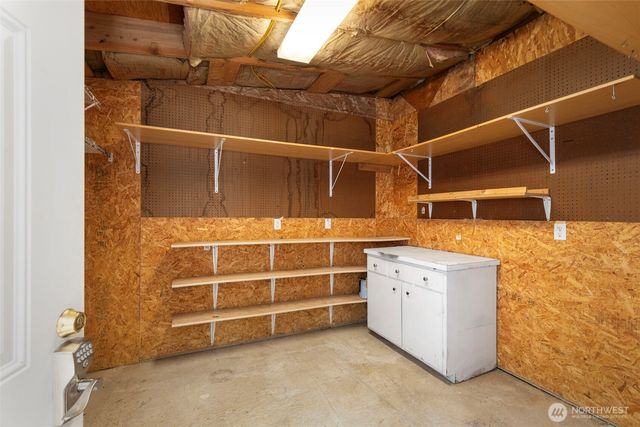 789 NE Reeds Meadow Lane, Bremerton, WA 98311