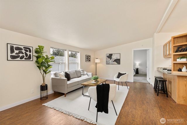 789 NE Reeds Meadow Lane, Bremerton, WA 98311
