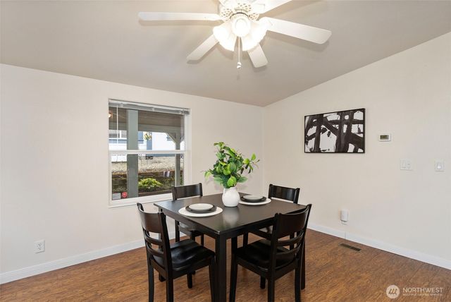 789 NE Reeds Meadow Lane, Bremerton, WA 98311
