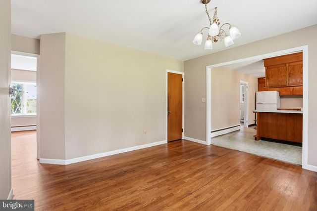 486 DERSTINE RD, Hatfield, PA 19440