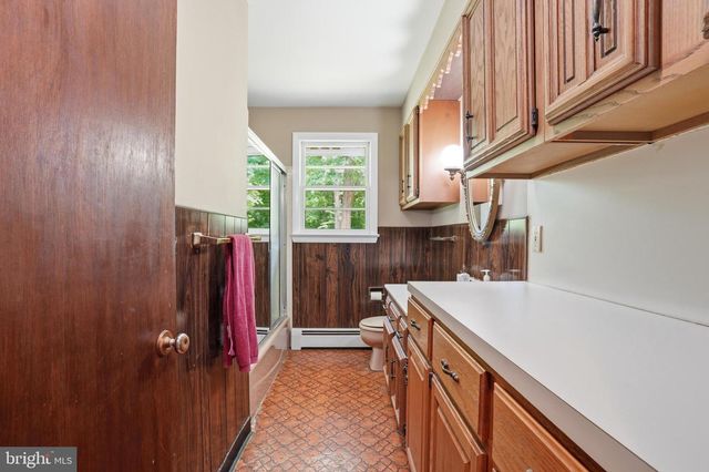 486 DERSTINE RD, Hatfield, PA 19440