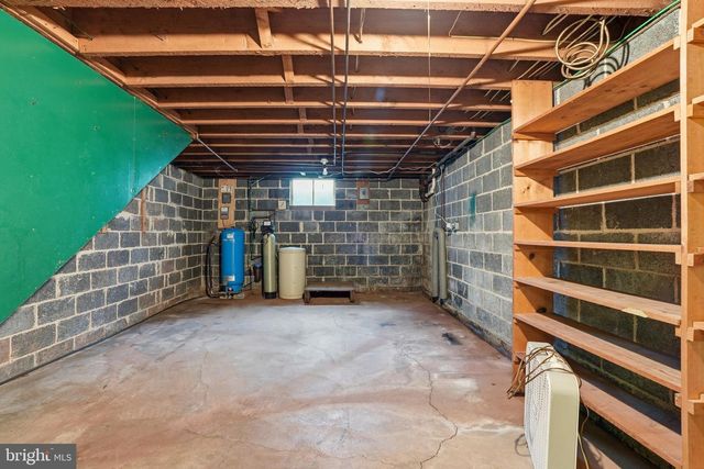 486 DERSTINE RD, Hatfield, PA 19440
