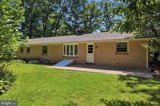 486 DERSTINE RD, Hatfield, PA 19440