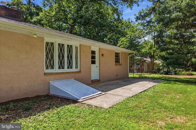 486 DERSTINE RD, Hatfield, PA 19440
