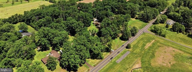 486 DERSTINE RD, Hatfield, PA 19440