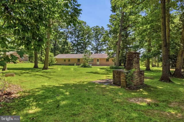 486 DERSTINE RD, Hatfield, PA 19440