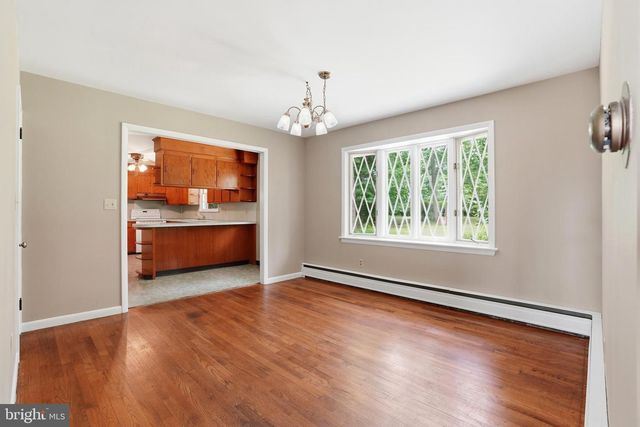 486 DERSTINE RD, Hatfield, PA 19440