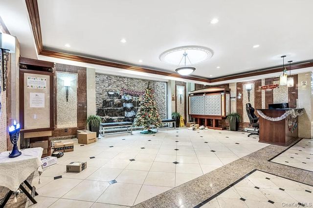 2 W End Avenue 5N, Brooklyn, NY 11235