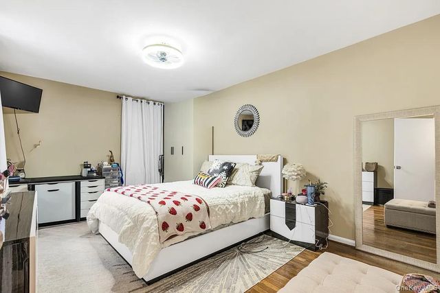 2 W End Avenue 5N, Brooklyn, NY 11235