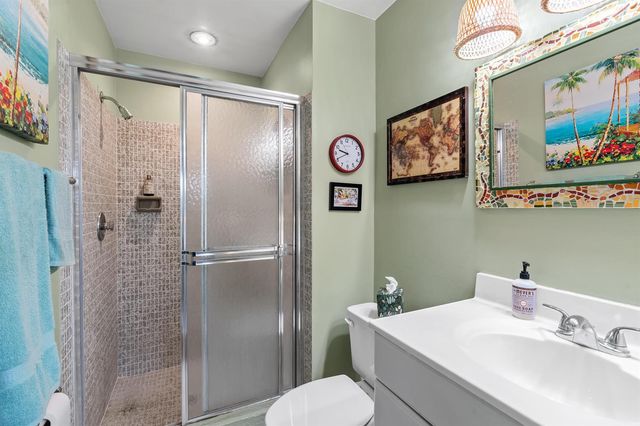 2017 SW Golf Lane 113, Boynton Beach, FL 33426