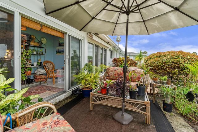 2017 SW Golf Lane 113, Boynton Beach, FL 33426