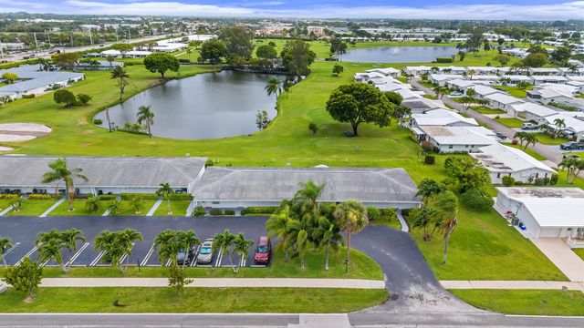 2017 SW Golf Lane 113, Boynton Beach, FL 33426