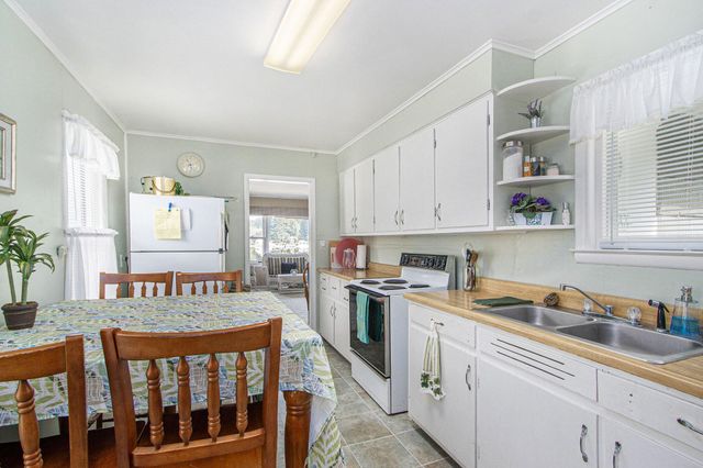 51361 Summit Street, Paw Paw Twp, MI 49079