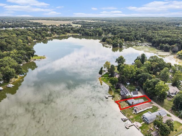 51361 Summit Street, Paw Paw Twp, MI 49079