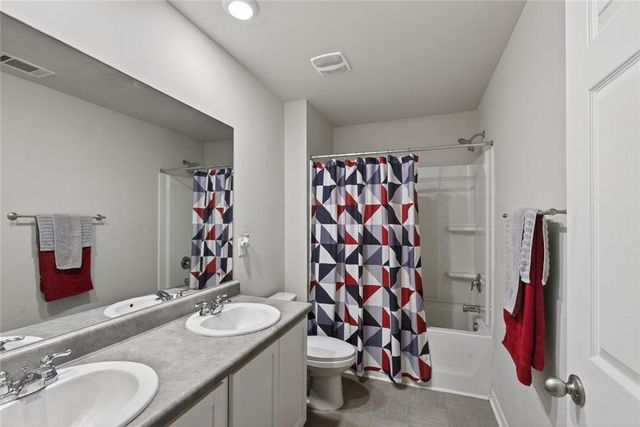 1538 Woodvale Street, Hampton, GA 30228