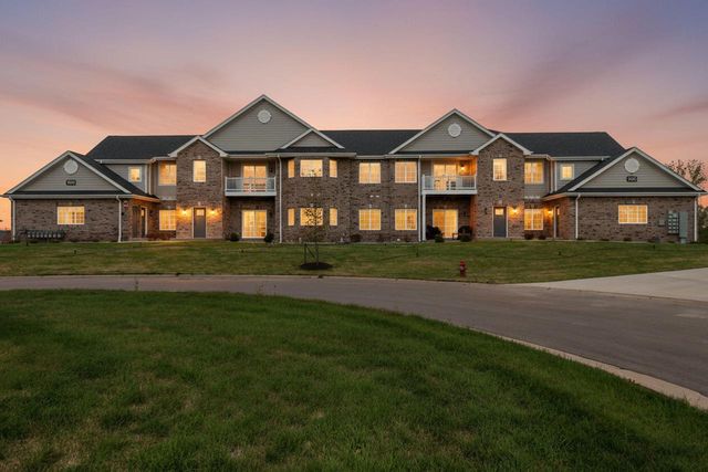 9200 66th AVENUE #125, Pleasant Prairie, WI 53158