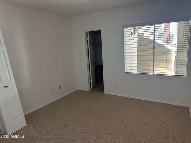 1825 W RAY Road 1008, Chandler, AZ 85224