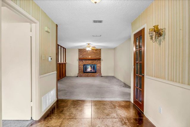 10462 County Road 1265, Flint, TX 75762