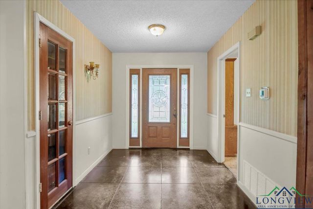 10462 County Road 1265, Flint, TX 75762