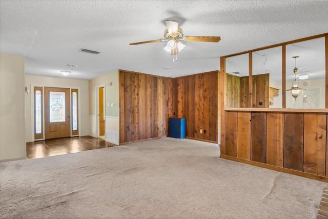 10462 County Road 1265, Flint, TX 75762