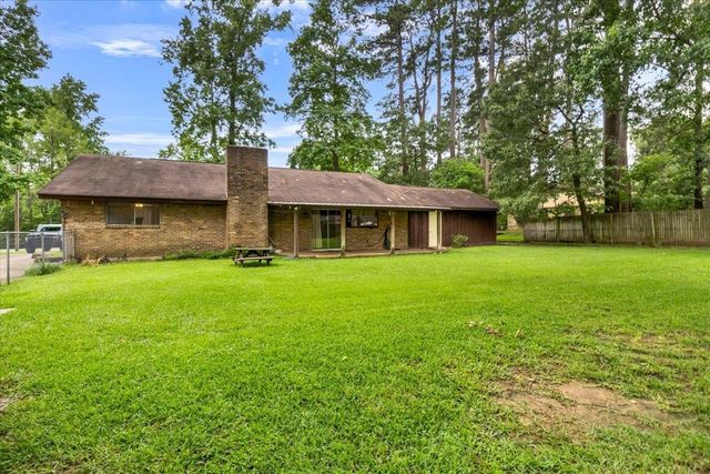 10462 County Road 1265, Flint, TX 75762