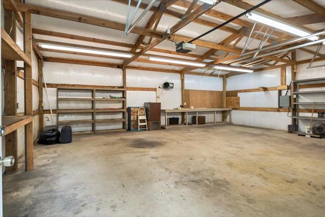 10462 County Road 1265, Flint, TX 75762