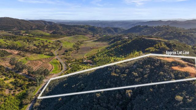 555 Calle Jardin 1, Temecula, CA 92590