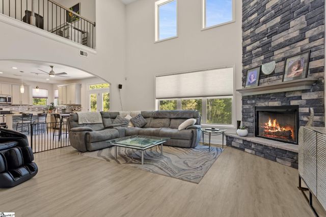 109 Fitzwilliam Place, Piedmont, SC 29673